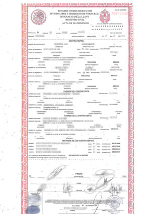 The picture shows a marriage certificate from Mexico for the sworn translation into German.