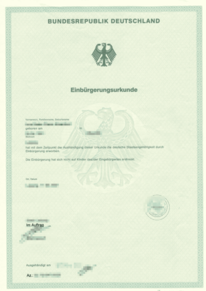 Das Bild zeigt eine Einbürgerungsurkunde aus Deutschland für die beglaubigte Übersetzung zur Vorlage im Heimatland.