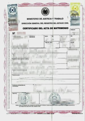 The picture shows a marriage certificate from Paraguay for the sworn translation into German.