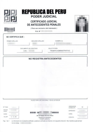 La imagen muestra un certificado de antecedentes penales de Peru para la traducción jurada.