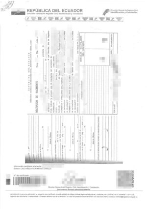 Das Bild zeigt eine beglaubigte Kopie einer Geburtsurkunde aus Ecuador für die beglaubigte Übersetzung.