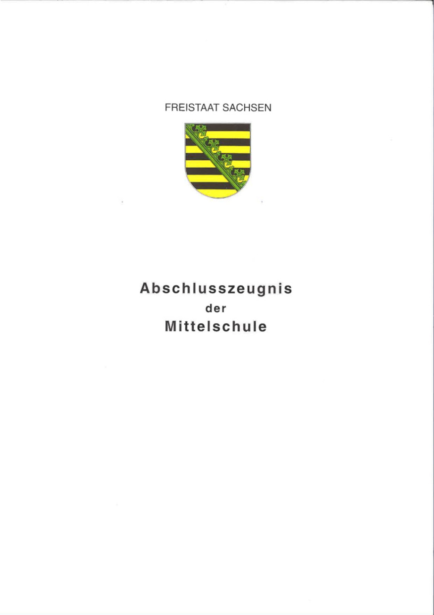 La imagen muestra un certificado alemán de fin de estudios secundarios para la traducción jurada.