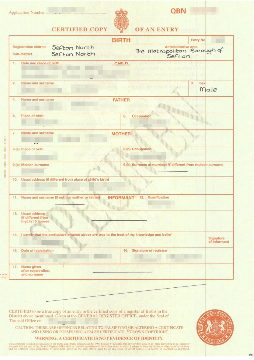The picture shows a birth certificate from the UK for the sworn translation into German.