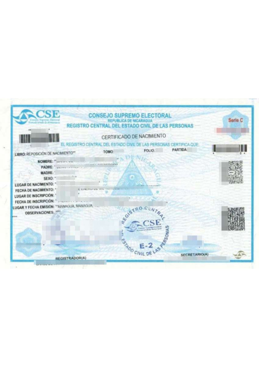 La imagen muestra un certificado de nacimiento de Nicaragua que necesita ser traducido oficialmente al alemán.